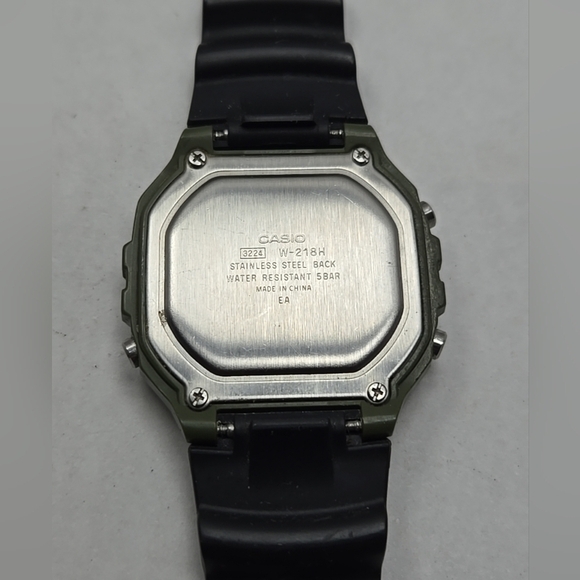 Mens Casio Illuminator Watch 43mm Day Date Chrono Alarm 3224 W-218H New Battery - Picture 9 of 10